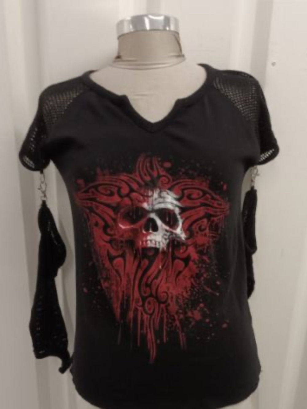 Vintage Spiral Top Skull Shirt